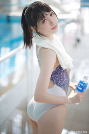 [COS Welfare] Zhou Ji es un lindo conejito - traje de baño