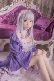 [Foto cosplay] Ragazza carina leader Bai Yizi - La vita di RE in un altro mondo da zero Emilia