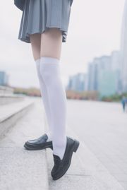 [Wind Field] สาวโรงเรียน NO.021 ผ้าไหมสีดำกลางแจ้ง 1