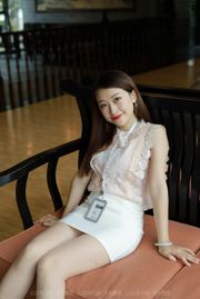 [IESS ] Model: Xiaojie "Penjual Kaki Cantik"