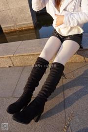 Sisi „White Silk Plus Boots” [丝 SIEE] nr 036