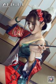 Model Liang Er "Classical Jade Foot" [丽柜Ligui]